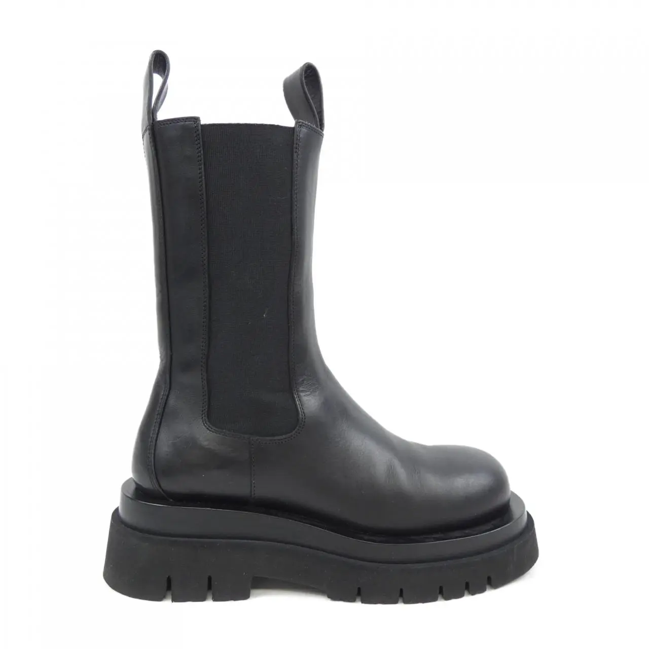 Pre-owned BOTTEGA VENETA Calfskin Small Leather Goods Lug Chelsea Boots