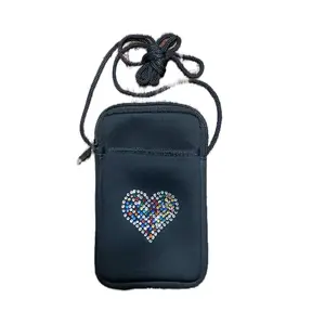 Scattered Stones Heart Pami Pocket Cell Phone Purse
