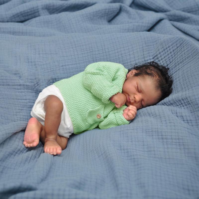45 CM Asleep Reborn Baby Doll Toy Cloth Body Vinyl Limbs Lifelike Black Brown Skin Smile Babies Doll Kid Birthday Gift Collectable Humanoid Toys Lifelike Newborn Doll (Some Parts Random, Including Pacifier, Bottle, Diaper And Clothes Set)