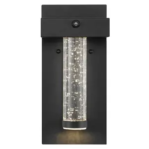 JONATHAN Y Horizone Minimalist Industrial Iron/Glass Seeded Glass with Dusk-to-Dawn Sensor Integrated LED Outdoor Sconce; for Living Room, Bedroom, Kitchen, Office