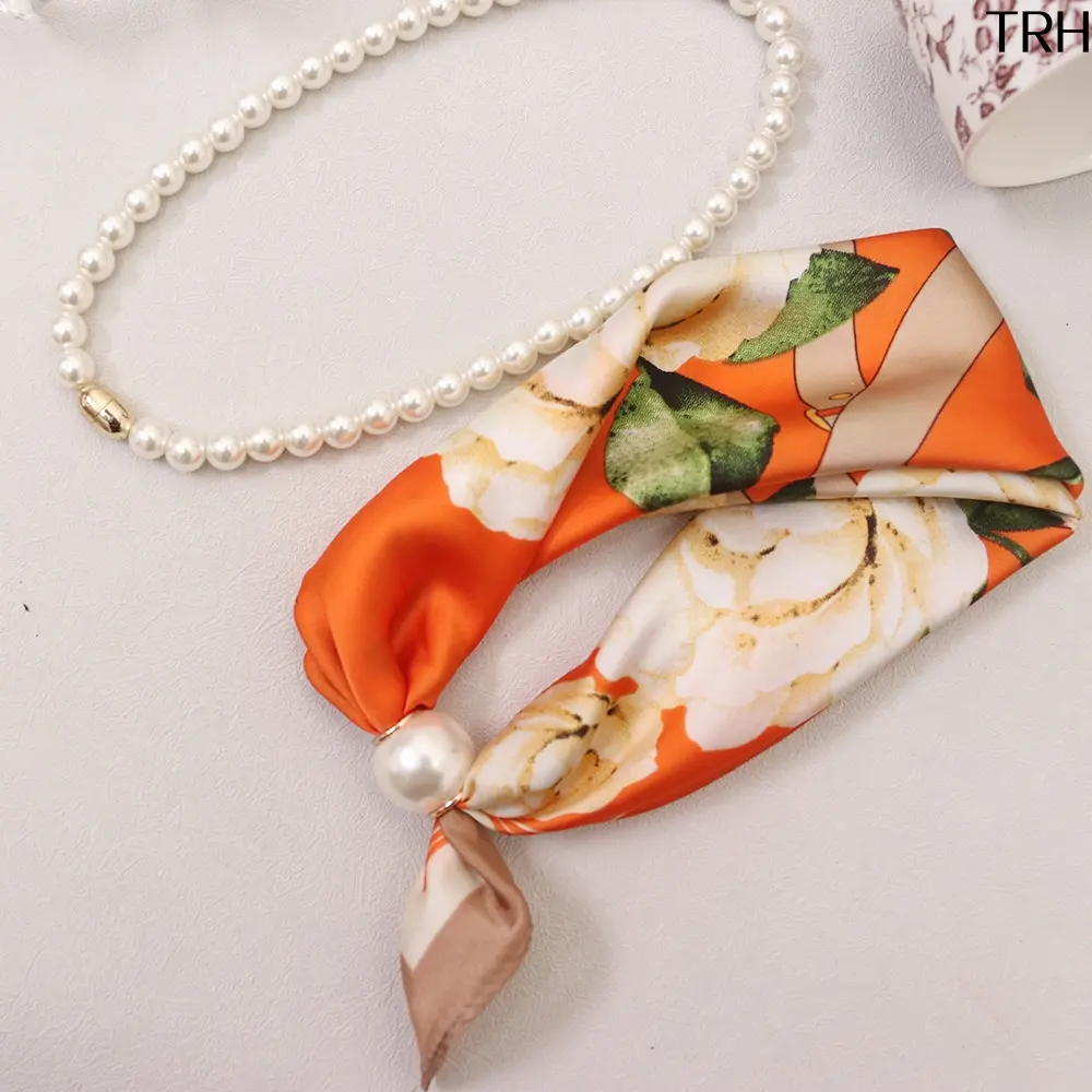 2-in-1 Magnetic Pearl Chain Scarf Choker for Women, Floral Print Satin Neckerchief Necklace, Detachable Multi-Use Lightweight Neck Wrap Accessory