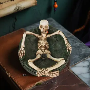 TOP  New Products Creative Personality Skull Human Body Resin Ashtray Home Desktop Decoration Ornament Halloween Gifts Cool