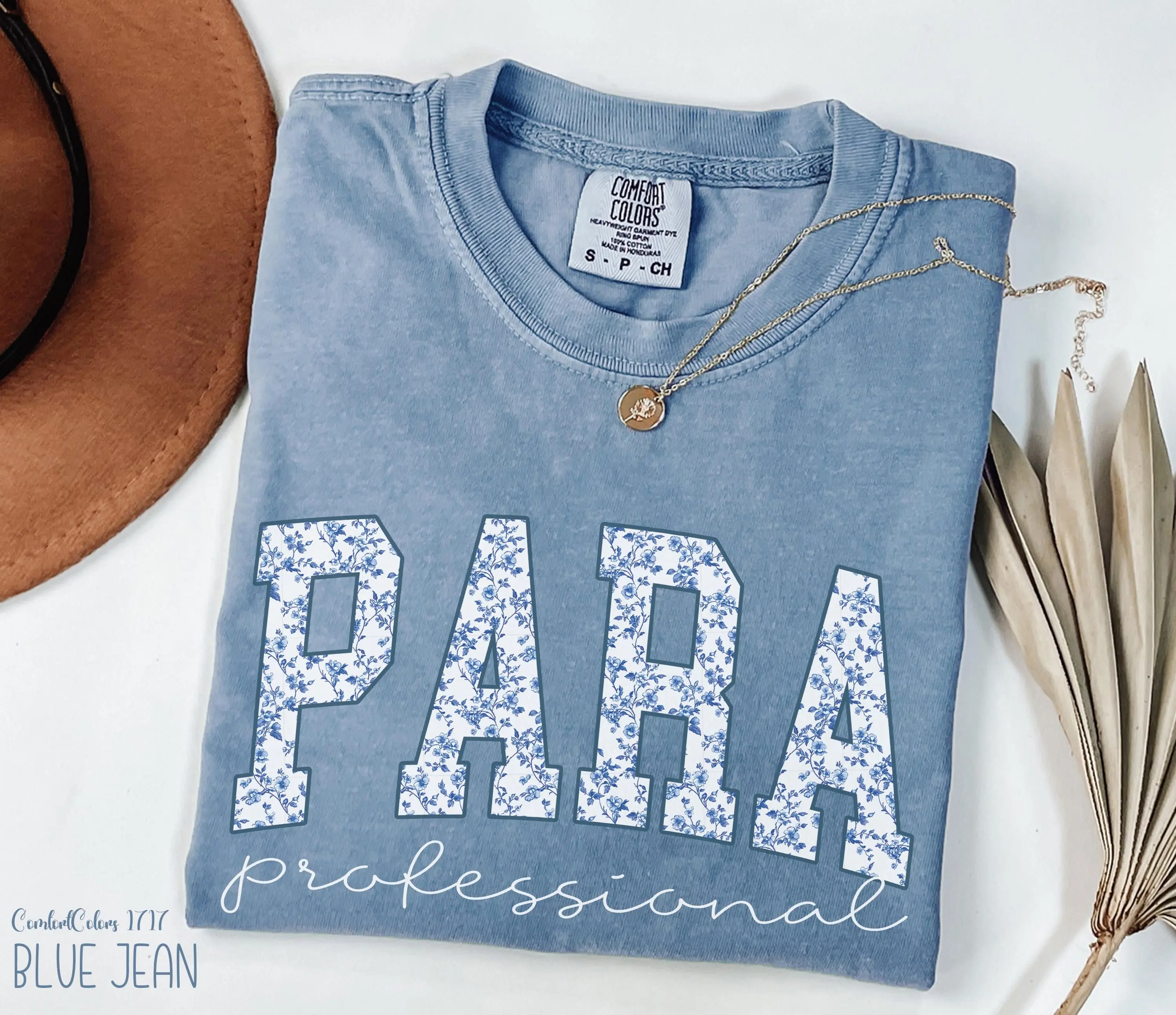 Kindergarten Paraprofessional Shirt, Floral Teacher Aide Shirts for First Day Of School, Toile De Jouy Para Parapro Tshirt, Paraeducator Tee Fit Top Womenswear Comfy