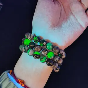 【Higher Crystal】1 count "Exquisite Volcanic agate Beaded Bracelet - Hand - Strung Jewelry | Unique & Symbolic"
