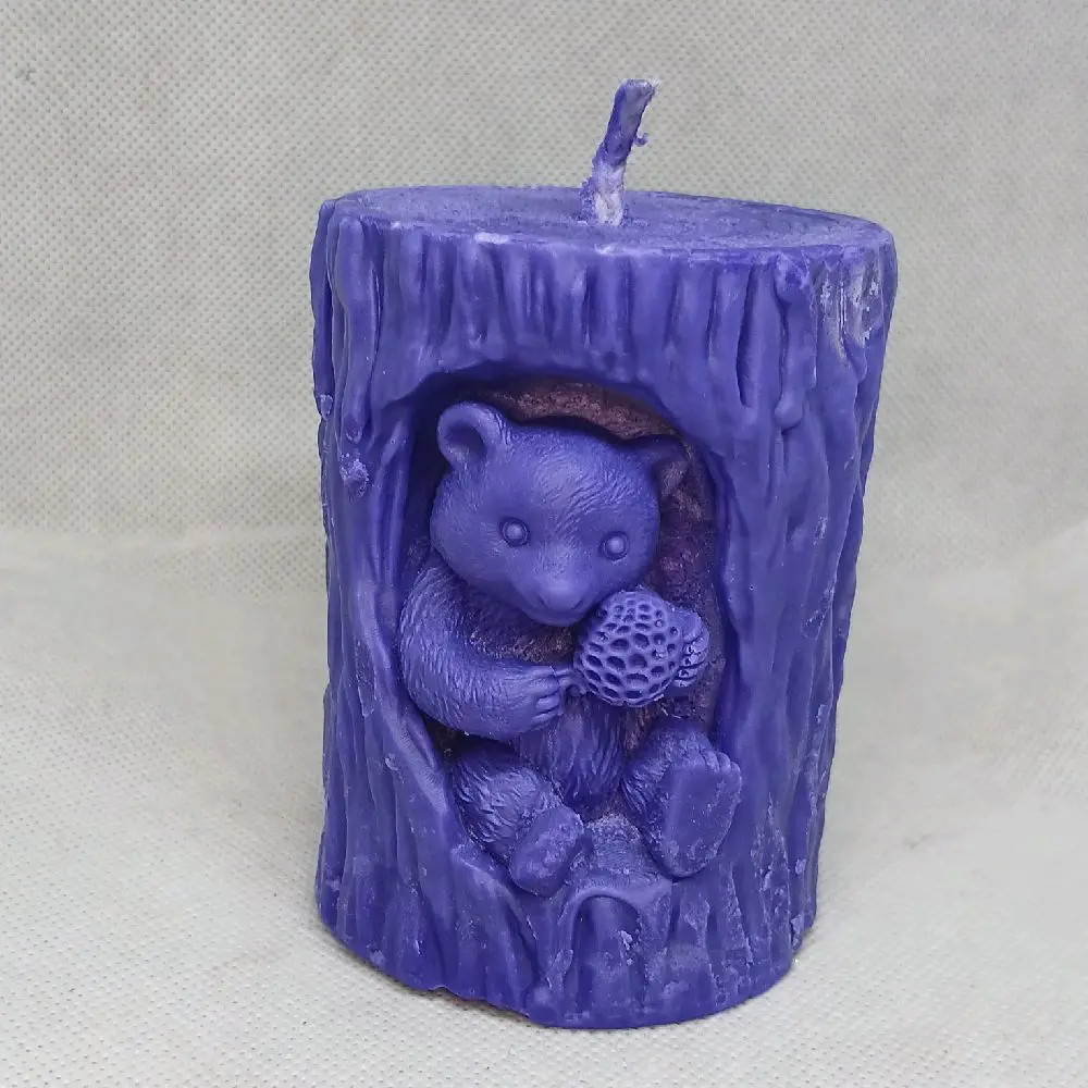 Lavender Vanilla Soy Pillar Candle with Adorable Bear Design for Cozy Ambiance