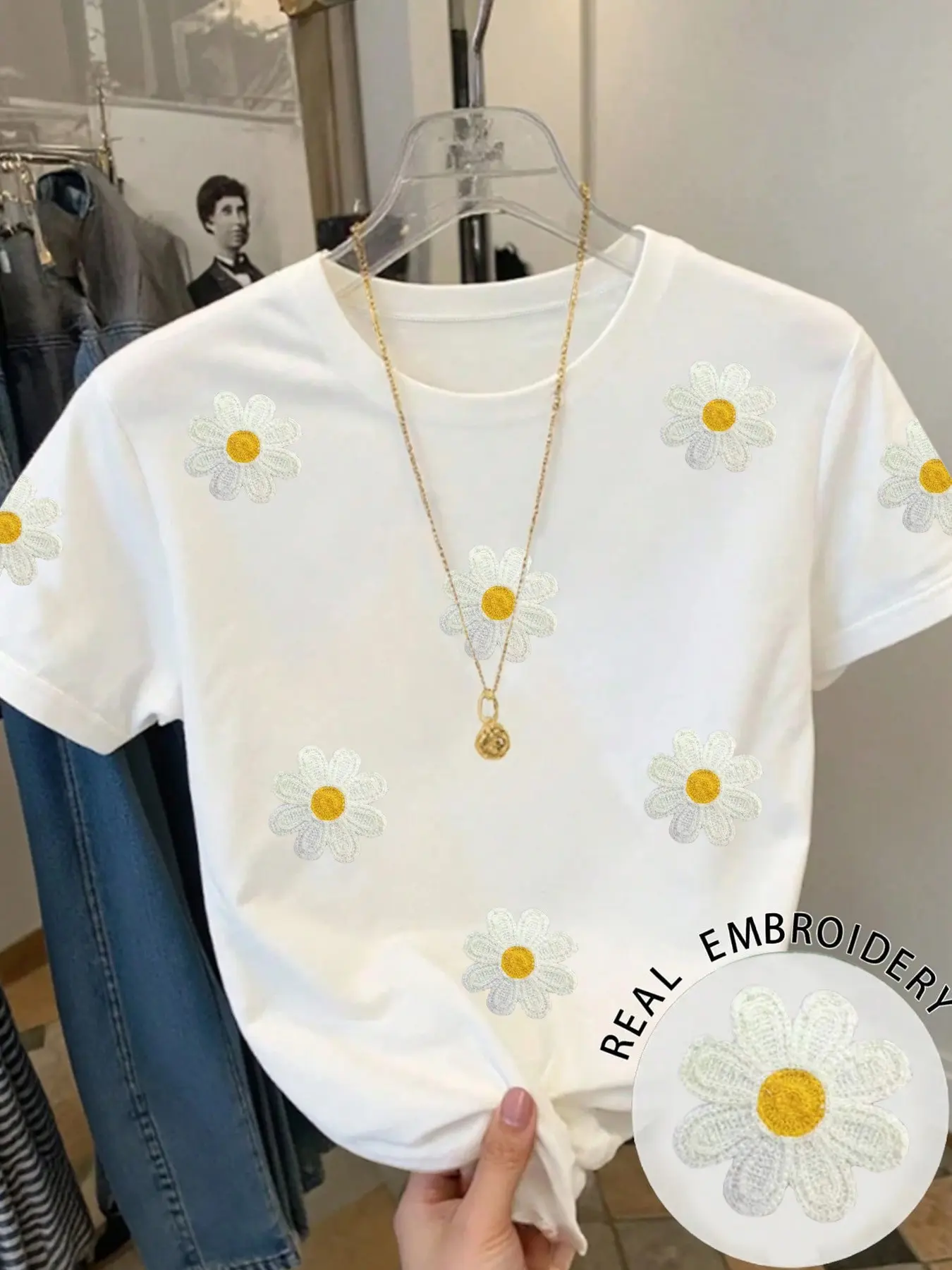 Women's Summer Embroidered Floral Casual Round Neck T-Shirt Top, Short Sleeve Fitted Tee, Casual Stylish Tee, Perfect for All Seasons