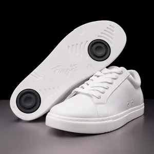 White Low-top White Low-top