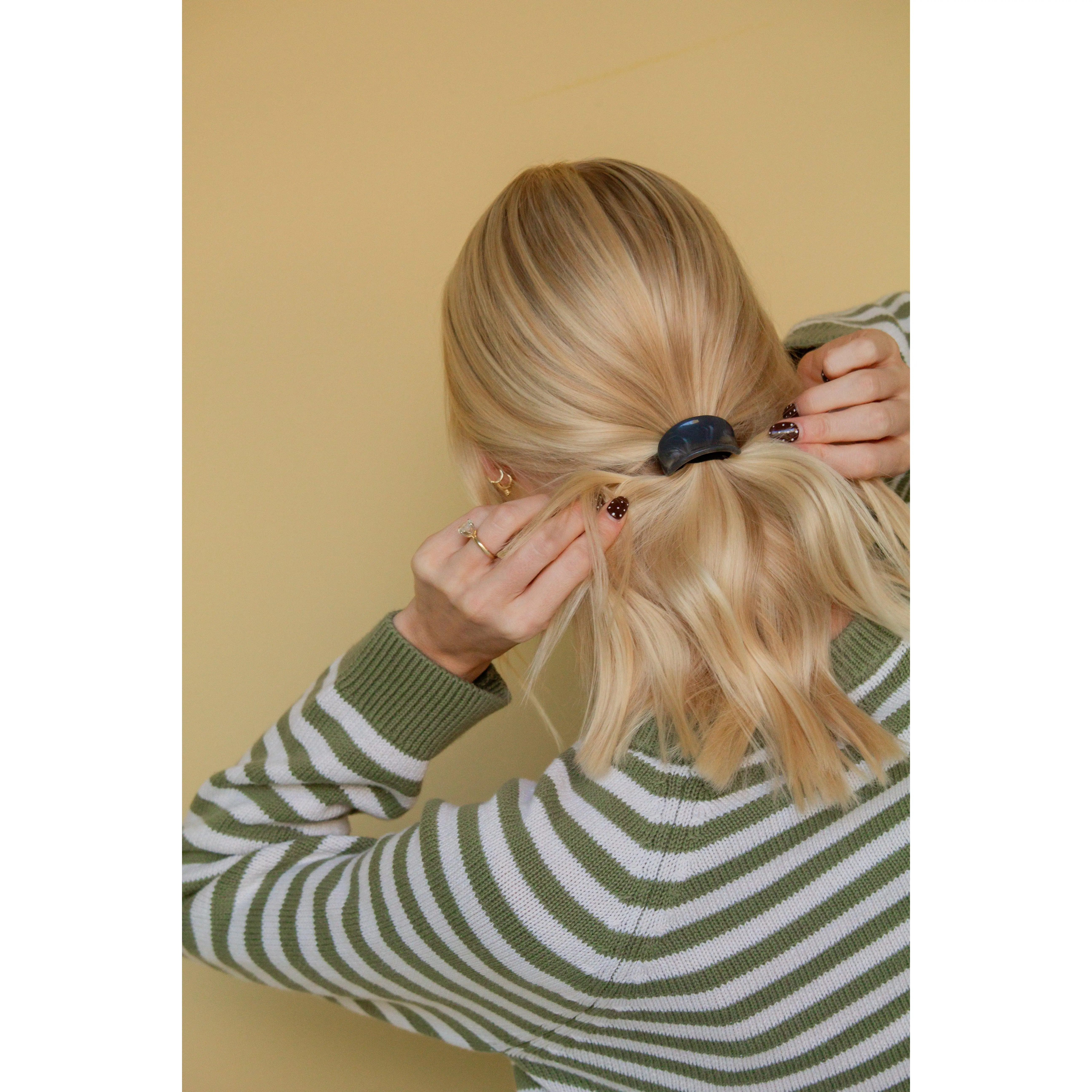 Charcoal Ponytail Cuff