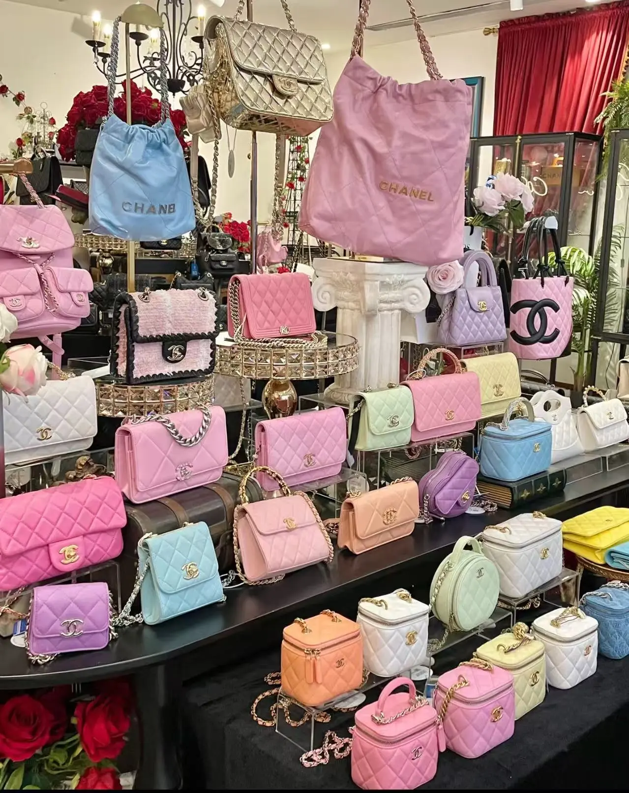 Pre-owned CHANEL FRANCE Crossbody Bags H1 | Event Exclusive | Discover Surprises Live