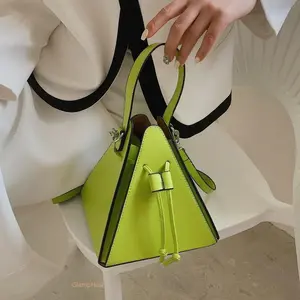 High-End Niche Geometric Pyramid Handbag, Triangle Flap Crossbody Shoulder Tote Bag, Stylish Versatile Purse in Black White Green Pink Orange, Fashion Gift for Women Daily Party Use
