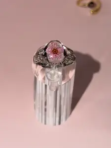 Lilith – S925 Sterling Silver Real Hawthorn Pressed Flower Ring