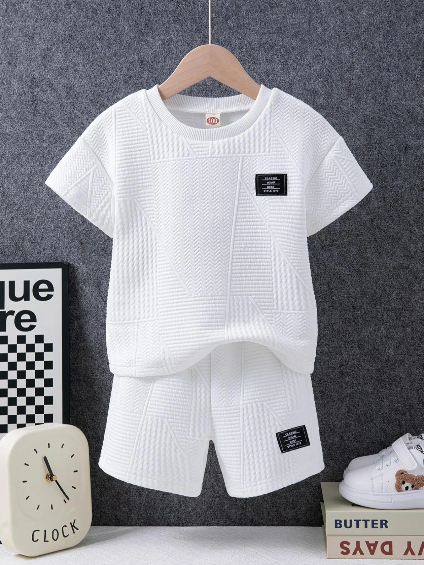 Two-Piece Set Toddler Boy's Letter Patched Tee & Shorts Set, Casual Short Sleeve T-shirt & Shorts, Summer Outfits Clothes for Kids