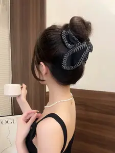 Korean Design Leaf Wheat Ear Shark Clip Hairpin, Elegant Design Versatile High-End Fabric Hair Accessory, New Style Back Head Hair Claw, Secured Grip, Hair Bun Clip