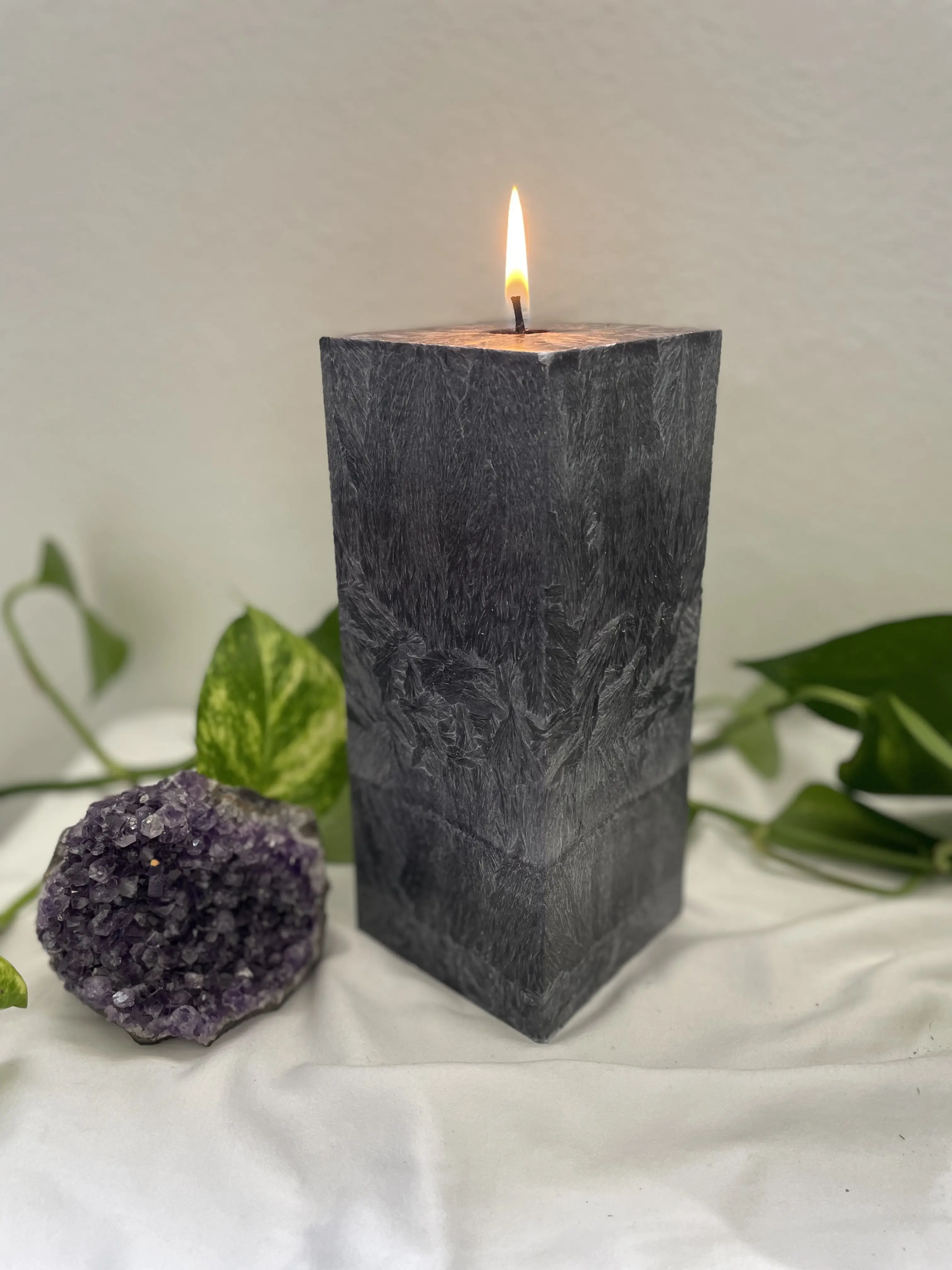 Black Intuition 888 Candle