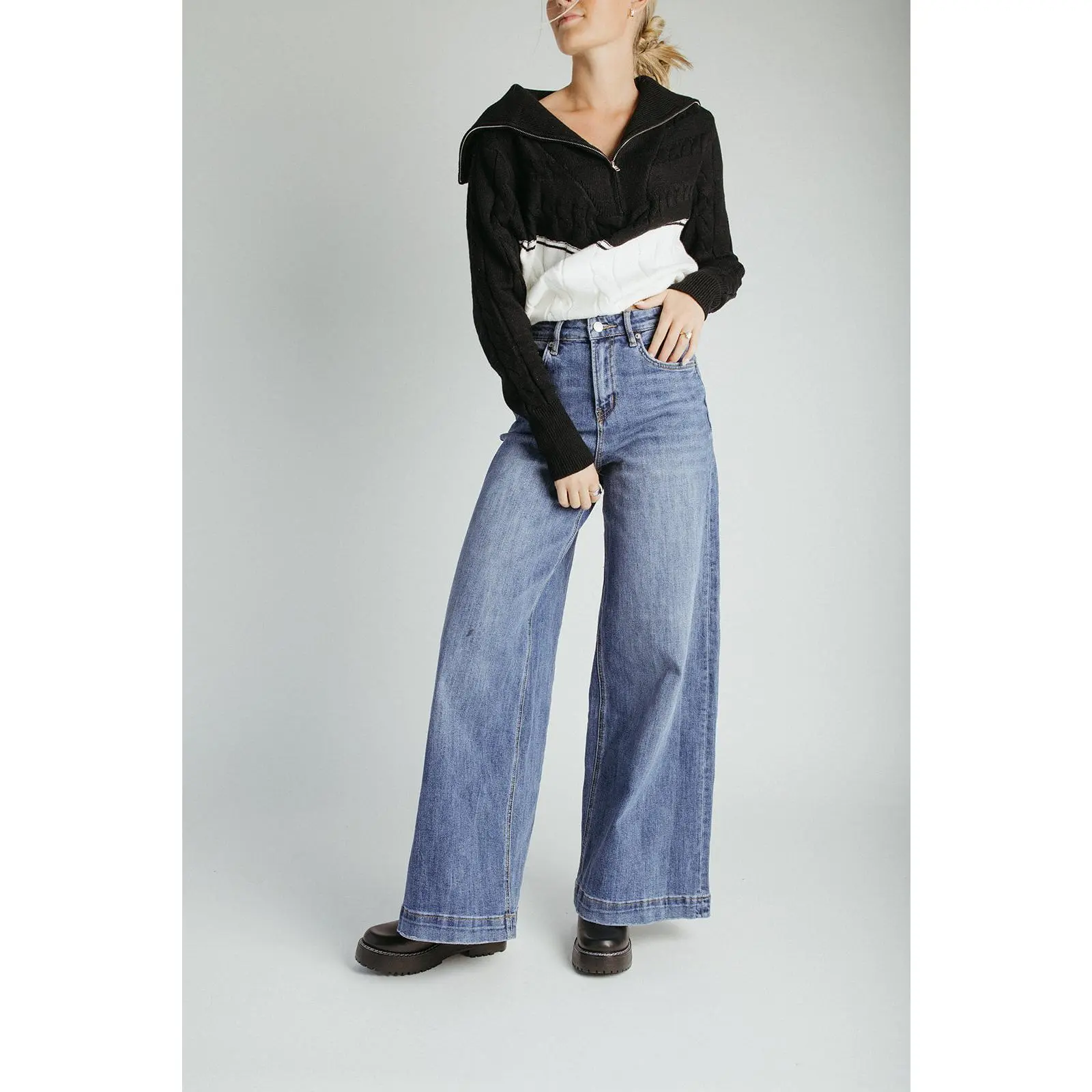 The Kaylee High Rise Slouchy Jean in Navy