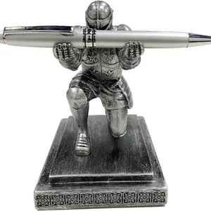 Vintage Knight Pen Holder, Creative Desktop Decor, Desk Organizer for Home Office, Ideal Easter Gift for Friends & Family