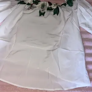 Women's Floral Embroidery Off the Shoulder Blouse, Casual Fashion Top for Summer, Women's Clothing for Daily Wear