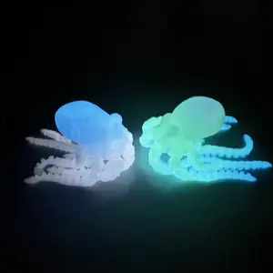 Set of 2 3D-printed octopus models, flexible joint animal sculptures, home and office desktop decorations, holiday surprise gifts, decorative ornaments.