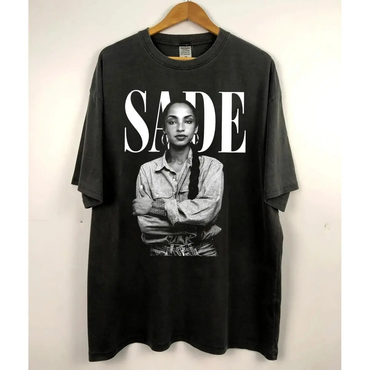 Women's 2026 New Boxy Fit 100% Premium Cotton Short-Sleeve Round Neck Tshirt, 90s Vintage Sade Tour Basics, Pre-Shrunk Streetwear Crewneck (2024 Kiss of Life Album Inspired) with Priority Shipping