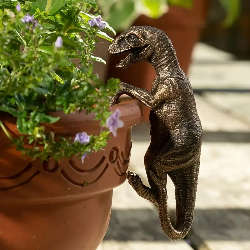 1pc Dinosaur Sculpture Flower Pot Hook, Tyrannosaurus Rex Climbing Decoration, Resin Garden Statue for Plant Flower Pots and Vases, Wall Hanging Creative Dinosaur Statue for Home and Office Decoration, Decorative, Garden Accessories, Statues Figurines