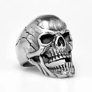 Skull Ring
