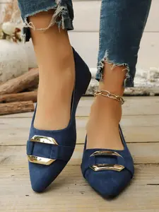 Women's Flat Slip-On Shoes, Comfortable Casual Textile Sneakers, Lightweight Flats Spring & Fall, Solid Color, Less Than Ankle Height