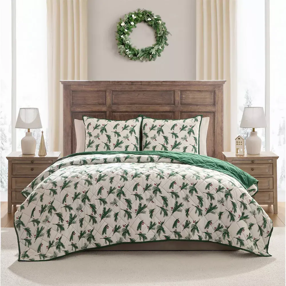 Hallmark Queen Flannel Quilt Set