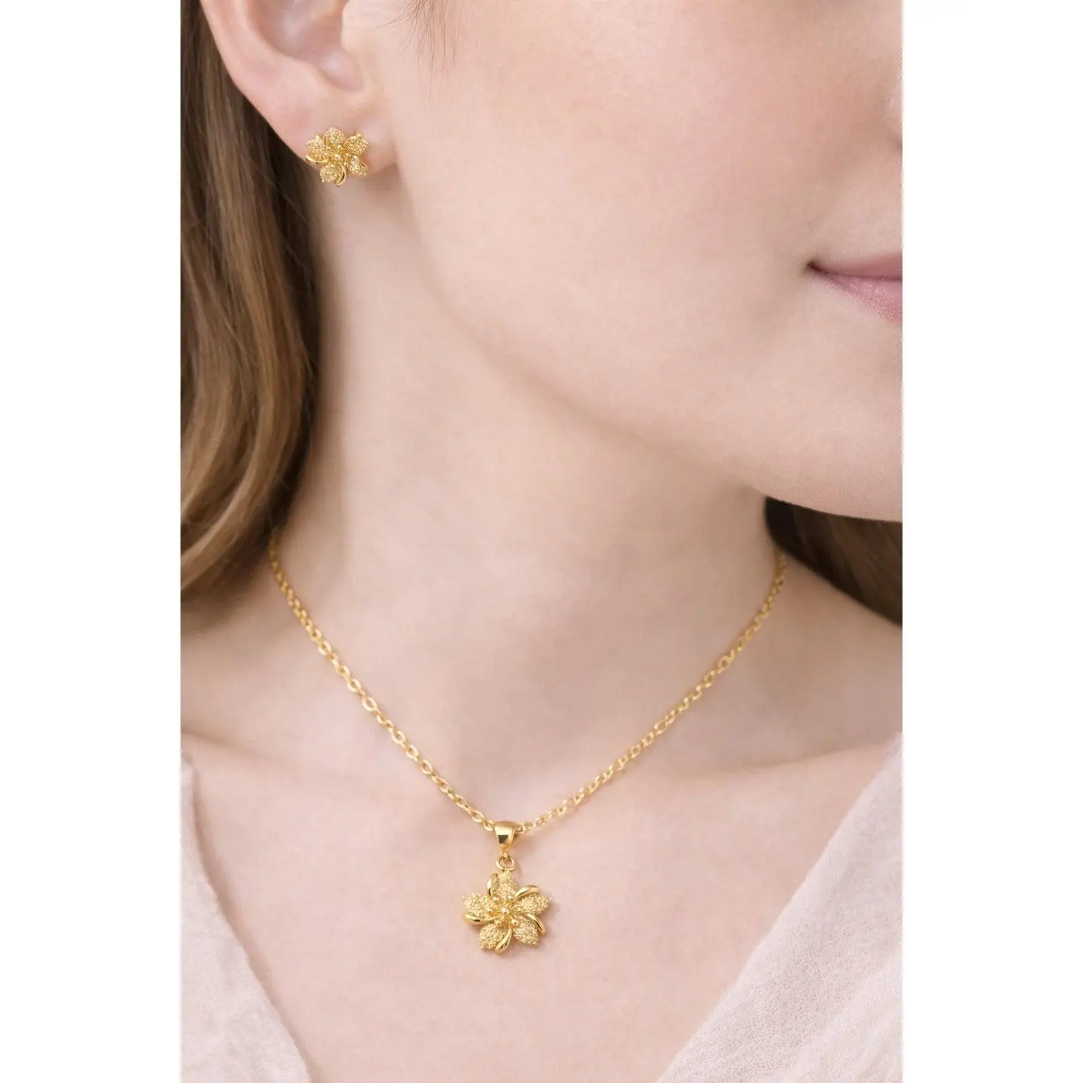 18K Gold Plated Flower Jewelry Set Necklace & Stud Earrings Elegant Floral Gift Feminine Minimalist