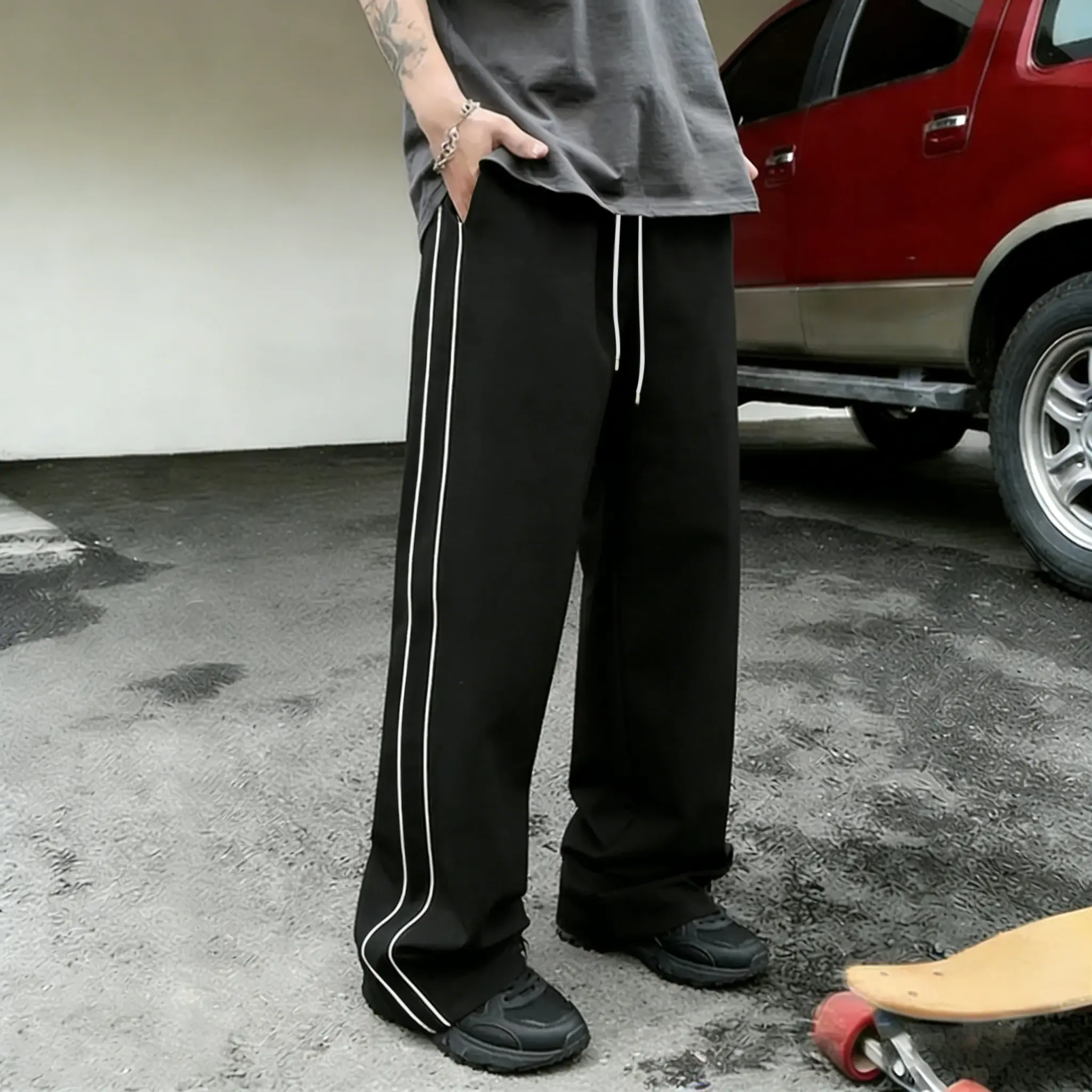 Men’s casual athletic pants, loose straight cut, quick-drying and lightweight, summer outdoor jogging pants Men’s casual athletic pants, loose straight cut, quick-drying and lightweight, summer outdoor jogging pants