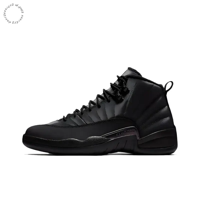 Black High-Top Retro Sneakers with Leather Upper for Classic Court Style