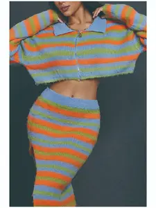 Knit Contract Color Cropped Top sweater for