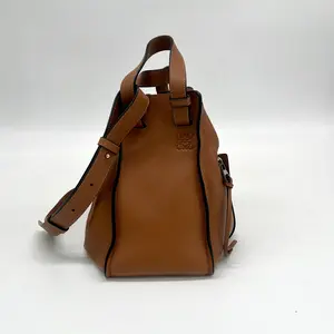 Pre-owned Loewe Leather Shoulder Bags Hammock Small Tan