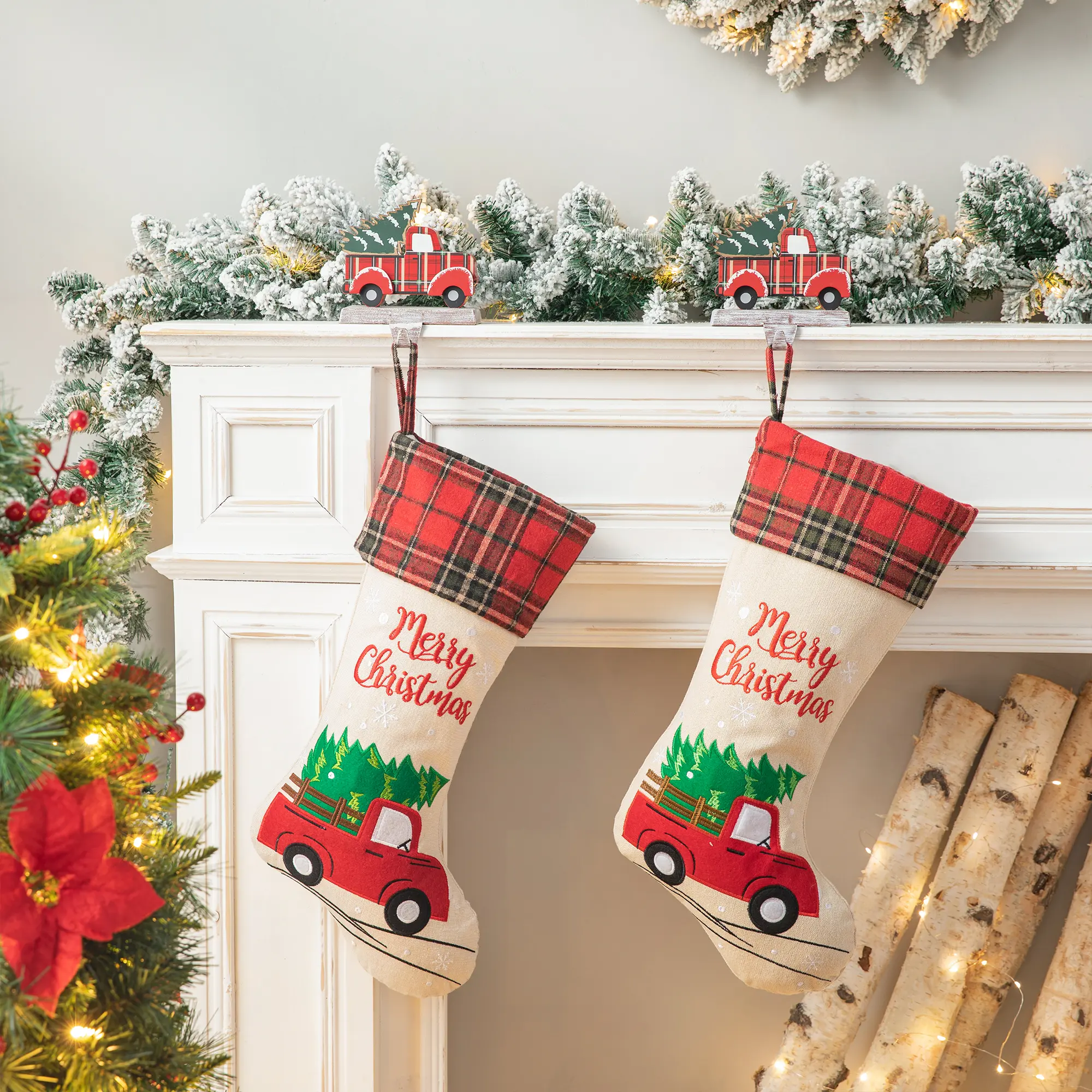Glitzhome 21"L Plush Christmas Stocking