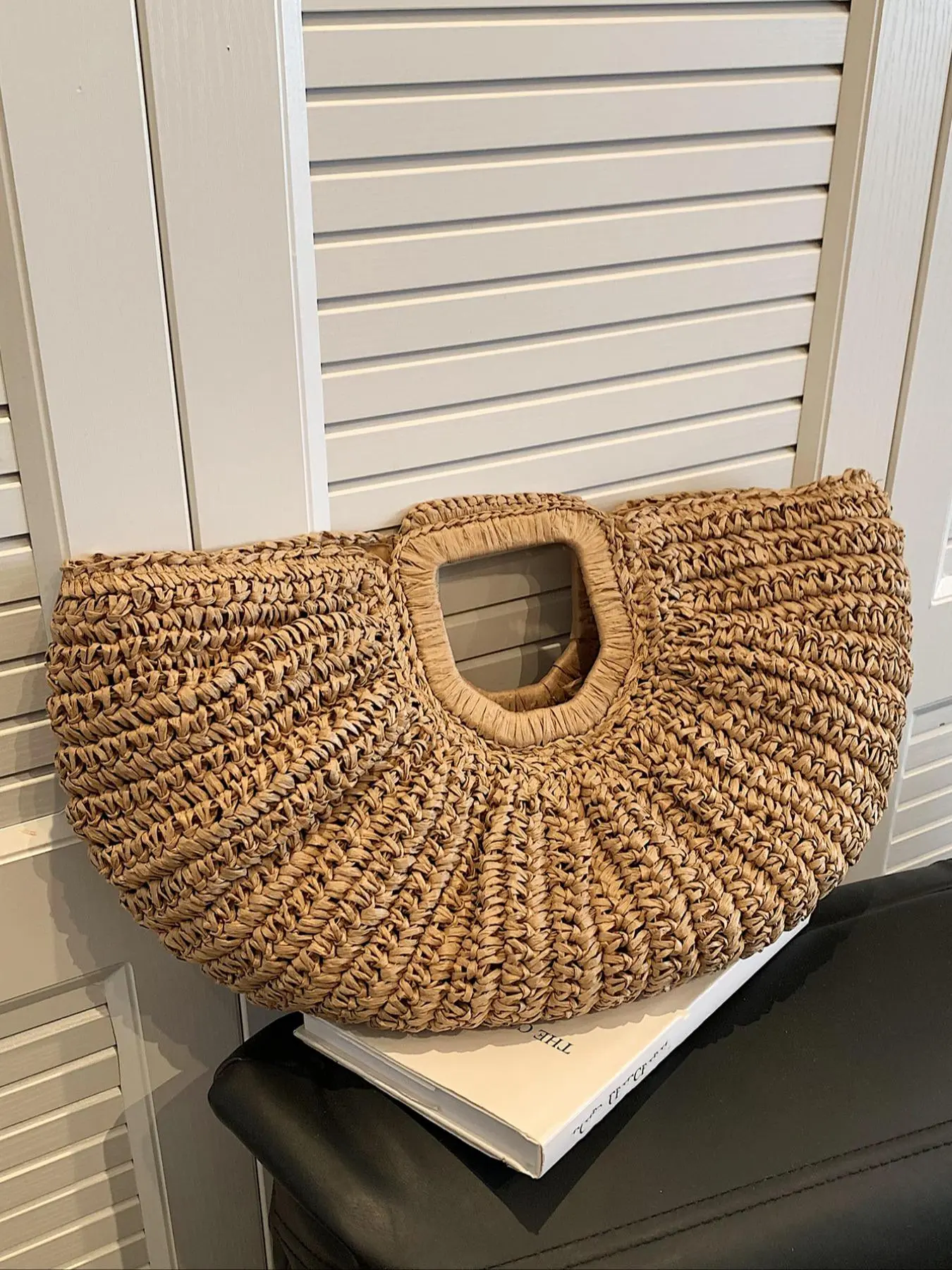 Women's 2026 Summer Large-Capacity Bohemian Straw Handbag Shoulder Purse, Casual Trendy Versatile Plain Color Bag for Travel and Daily Use