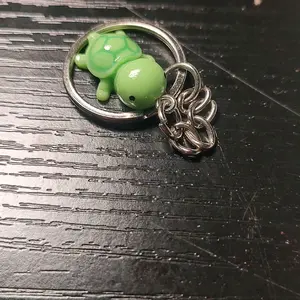 small light green turtle keychain
