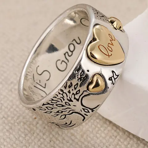 This Fashionable and Creative Ring Is Understated Yet Narrative, Making It Perfect for All Occasions and A Delightful Surprise Gift for Her Beautiful Rings Heart Shaped Ring Heart Cluster Ring Jewelry Rings