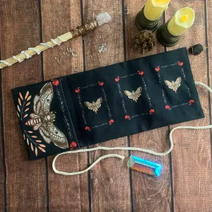 1 piece Tarot card storage bag, Storage Pouch, Gothic-style decorative storage bag, Storage Carrying Bag, polyester creative fabric, suitable for Tarot card storage by Tarot enthusiasts, festival gift
