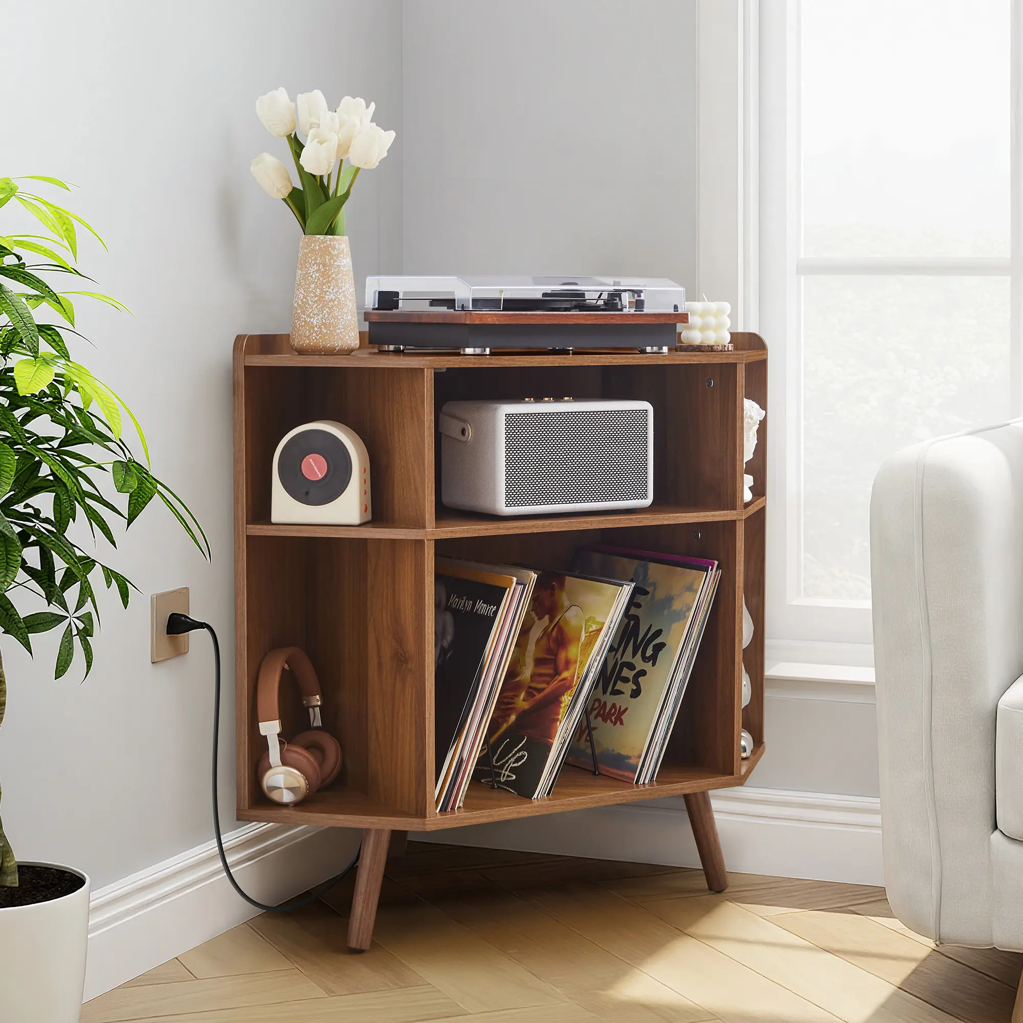Giratree Corner Record Player Stand with Charging Station, 3-Tier Mid Century Vinyl Record Storage Cabinet with USB Ports for Living Room and Small Spaces