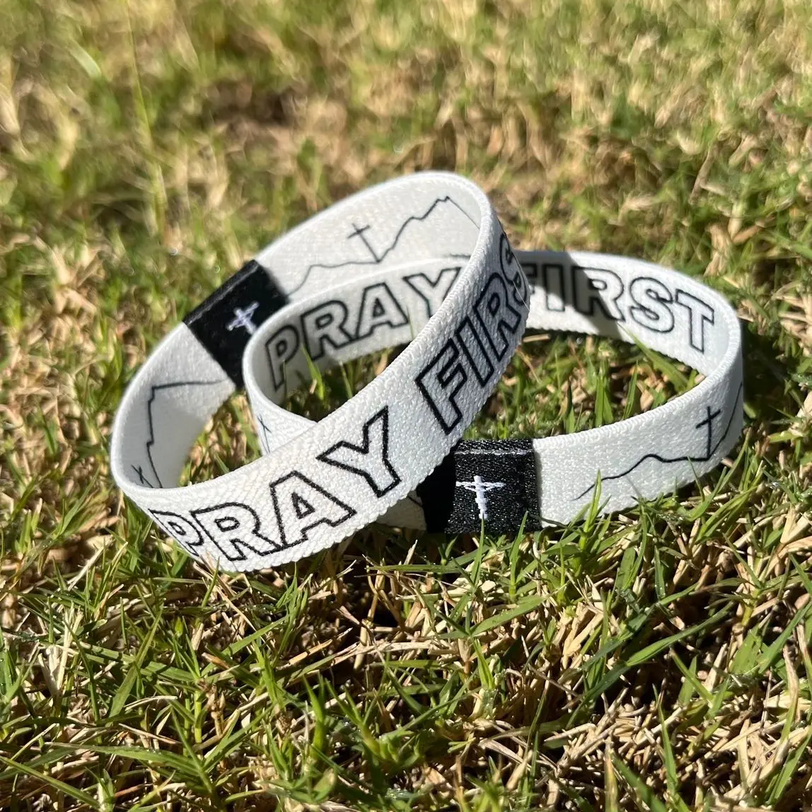 Pray First Bracelet (1 pack)
