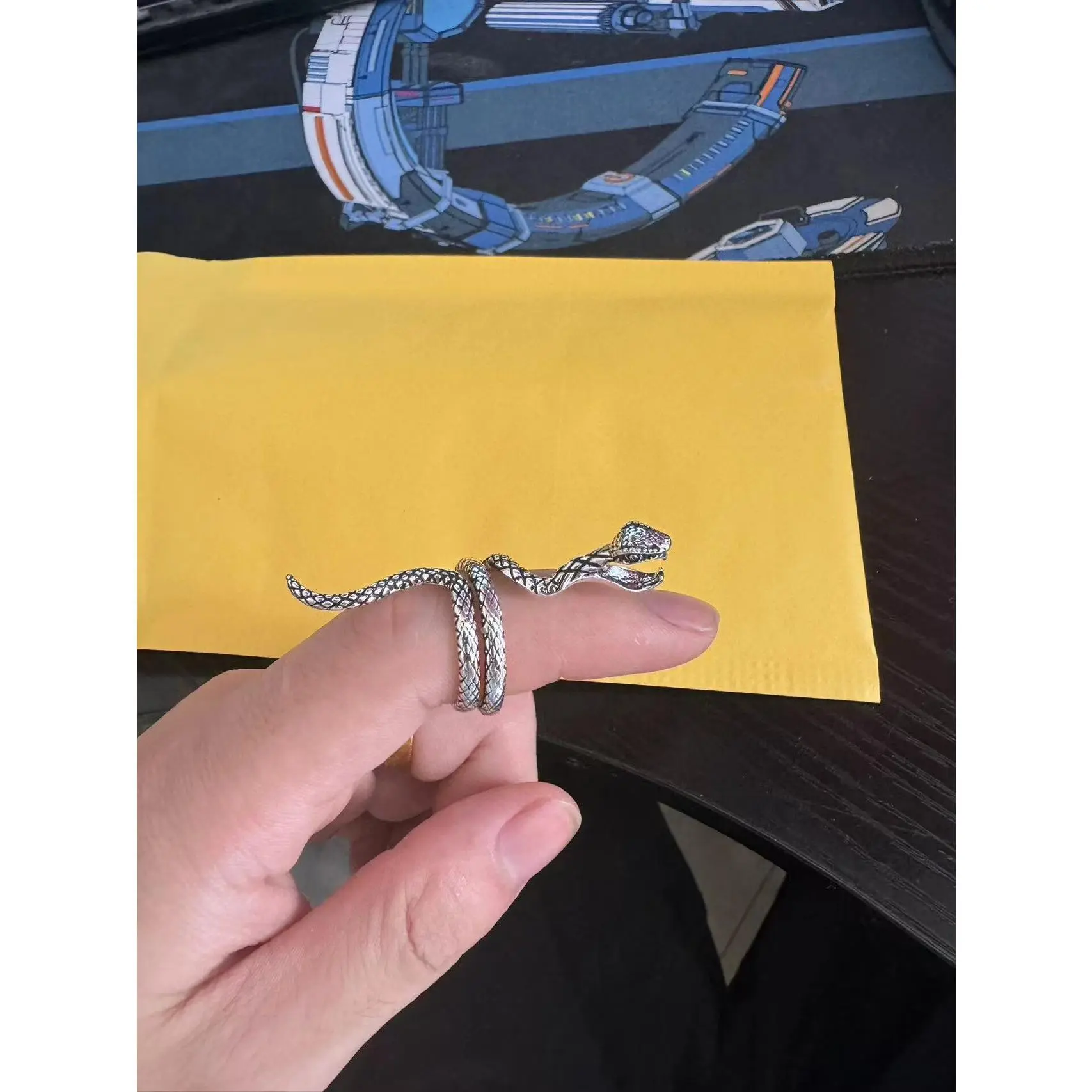 Winding Snake Cigarette Holder Silver