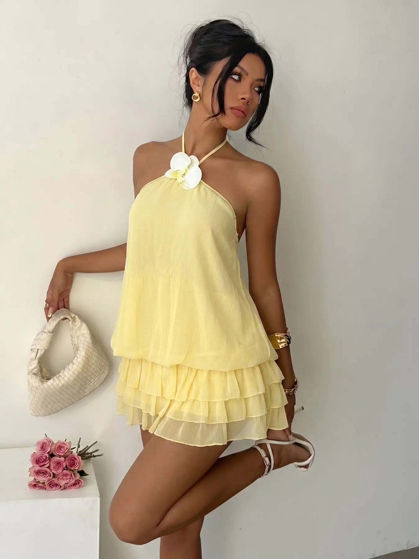 Versatile Tiered Chiffon Dress - Chic Sweet Outfit, Wrinkle Resistant, Lightweight, Sleeveless for Daily & Hangout Women's Light Chiffon Halter Dress with 3D Floral Design, Elegant Summer Party Dress, Casual Beach Wear, Sweet Style
