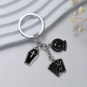 1Pc Black Magic Book Alloy Keychain, Fashion Accessory Keychain, Multifunctional Car Key Accessory, Suitable for Birthday and Halloween Gifts, Fashionable Alloy Keychain