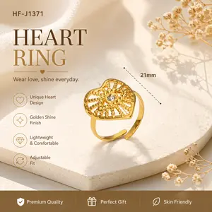 Heart eye ring