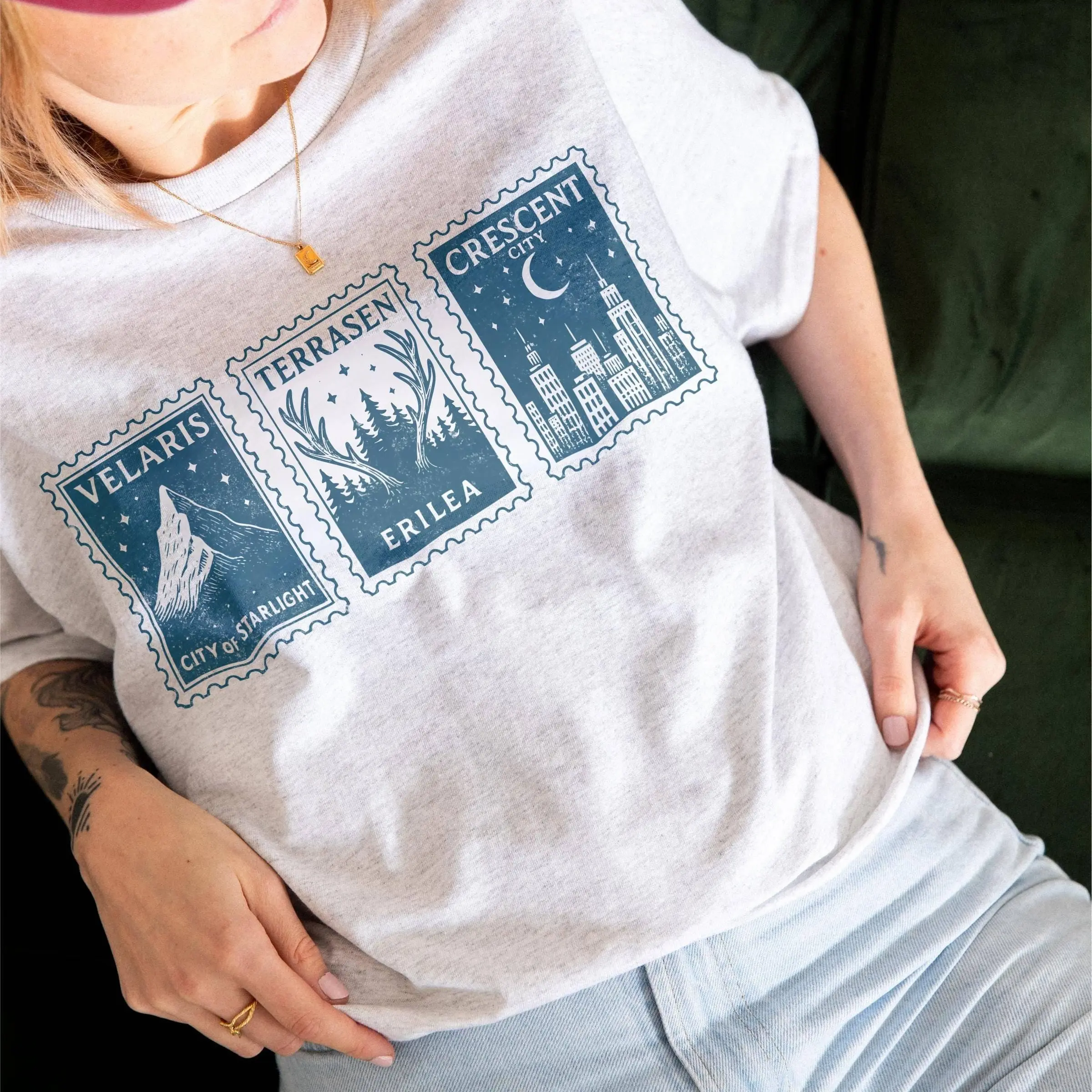 Comfort Colors Vinatge Velaris Stamp Shirt, Crescent City,  ACOTAR Court of thorns Shirt, Bookish TShirt, Throne of glass Tee, Gift For Mom