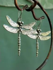 A Pair of Creative Retro Animal Dragonfly Earrings, Dangle Earrings, Suitable for Girls to Wear at Banquets and Parties, Interesting Festival Gifts, Dainty Fashion Jewelry, Dangling Earrings