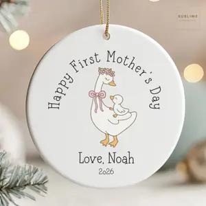 [PLS NOTE CUSTOM] Personalized First Mother's Day Glass Ornament Mama Goose Keepsake New Mom 2026 Commemorative Decor Baby's First Year Gift Aesthetic Silly Goose Motherhood Spirit Era Art