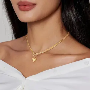 Stainless Steel Heart-Shaped Necklace, Heart Pendant, Adjustable Women'S Collarbone Chain, Fashionable Daily Accessory