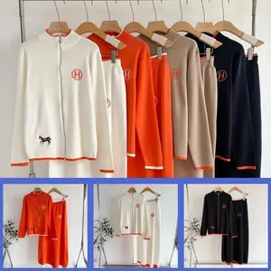 NewCreativeHorseEmbroideryColor-BlockLongSleeveWoolCoat+CasualKnittedShortSkirtTwo-PieceSetCanbepairedwithwomen'swindbreakersandraincoats