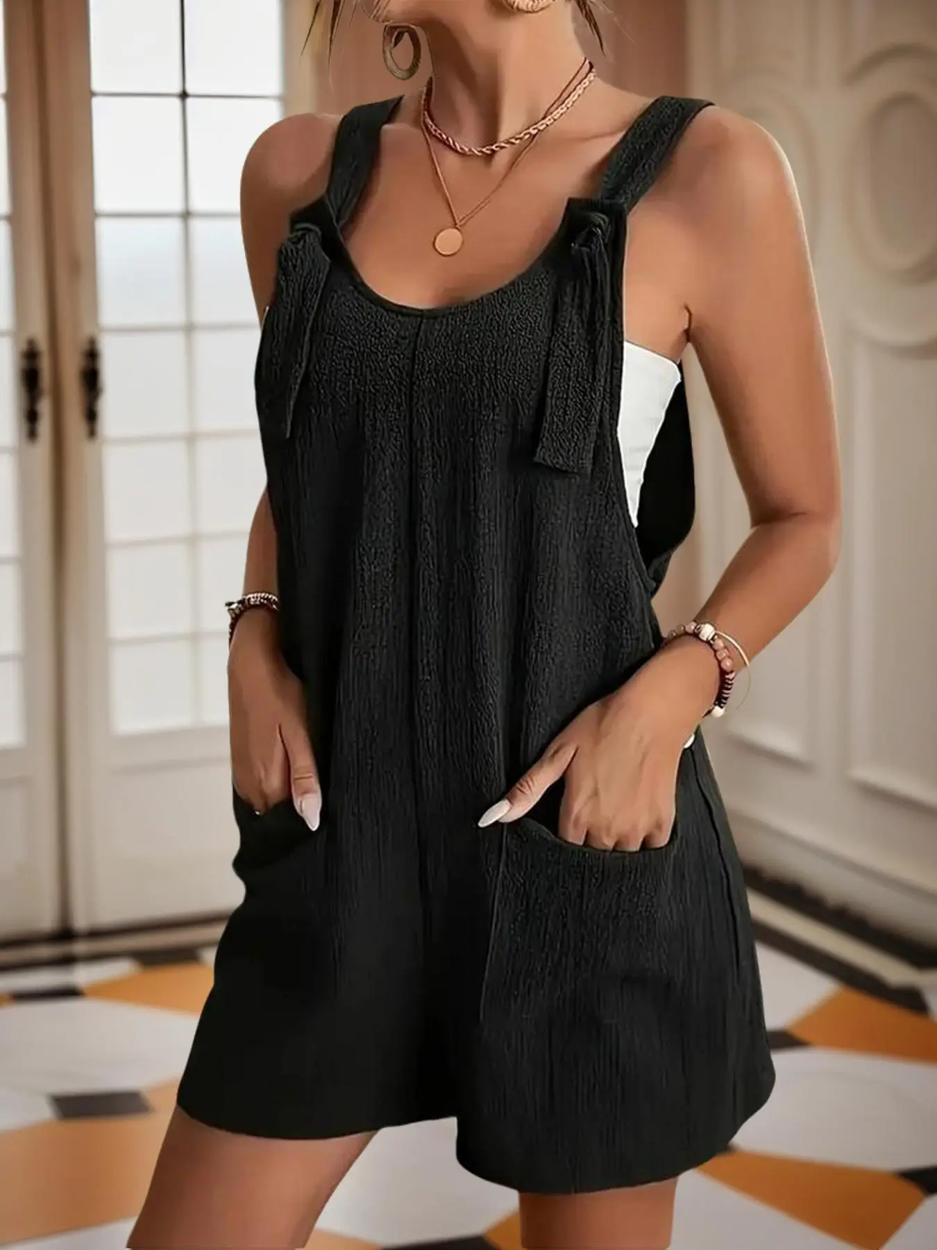 Women's Solid Textured Pocket Scoop Neck Romper, Casual Fashion Sleeveless Romper for Summer, Summer Outfits 2024, Summer Clothes, Ladies Clothes for