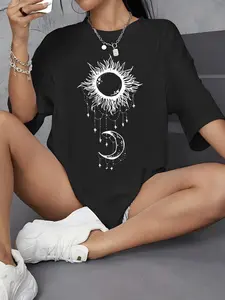 Women's Sun & Moon Print Round Neck Jersey Graphic Tee Top, Vintage Trendy Casual Loose Tee Streetwear Drop Shoulder Half Sleeve T-shirt for Daily Wear, Ladies Summer Clothes Piece